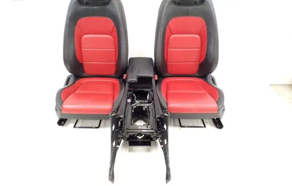 Jaguar F-Pace Seat set 