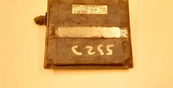 Ford Fiesta Engine control unit/module 6S6112A650FD S120977315 5323