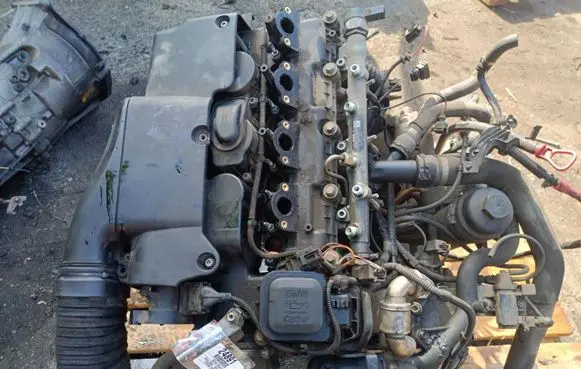 BMW X3 E83 Engine