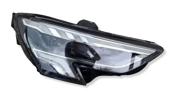 Audi A3 S3 8V Headlight/headlamp 8V0941034