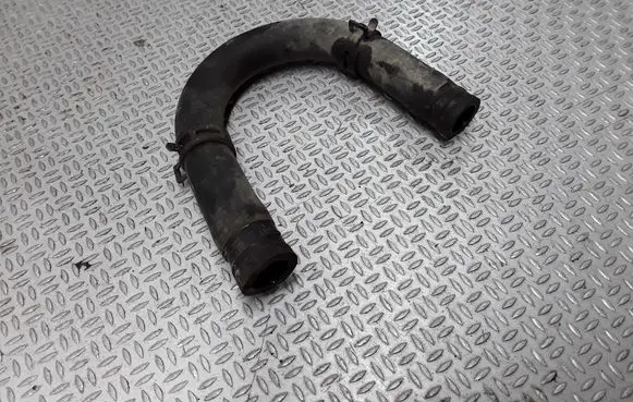 Toyota RAV 4 (XA20) Engine coolant pipe/hose