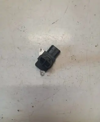 Volvo S60 Mass air flow meter 31342521 131108 98HL13