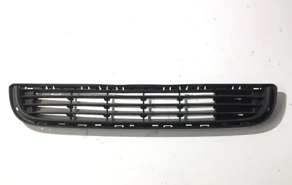 Peugeot Partner Front grill 9677662180