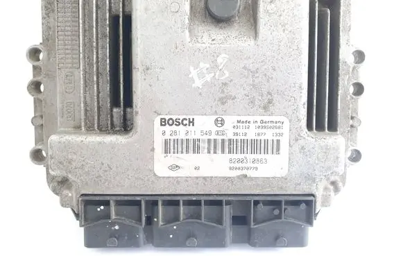 Renault Megane II Engine control unit/module 0281011549 8200310863 8200370779