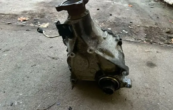 Ford Edge II Gearbox transfer box case FT437251BA