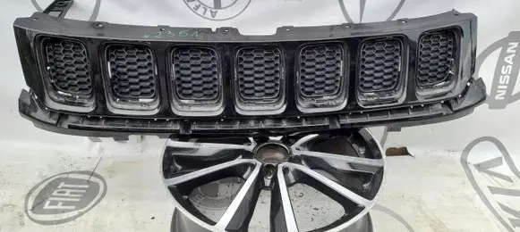 Jeep Compass Front bumper upper radiator grill 1234