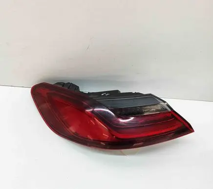 BMW 8 G14 Rear/tail lights 7445771