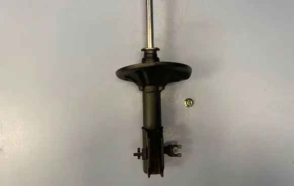 Mazda 323 F Front shock absorber/damper 333130 B48134700E B48334700E