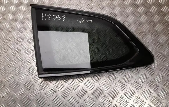BMW iX1 Rear side window 9451569