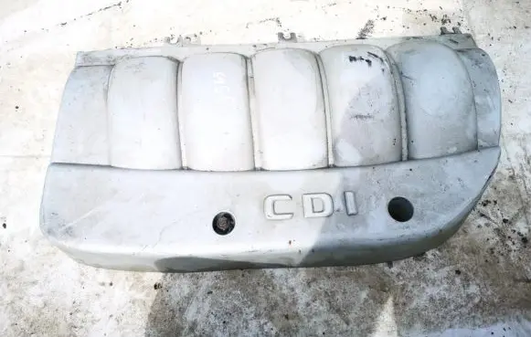 Mercedes-Benz E W211 Engine cover (trim) a6470100167