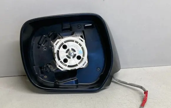 Toyota Land Cruiser (J150) Front door electric wing mirror E4022714