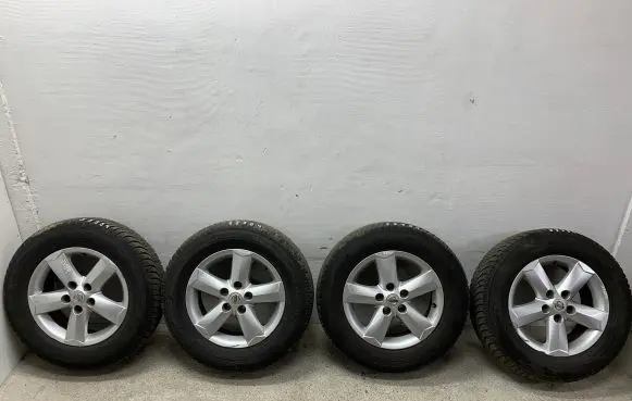 Nissan Qashqai R16 alloy rim N3160140 12J 16X6