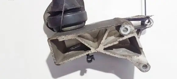 Volvo S60 Engine mount bracket 9485551 13540