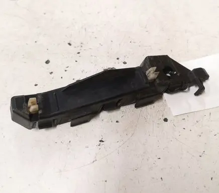 Hyundai Santa Fe Front bumper mounting bracket 865162B000