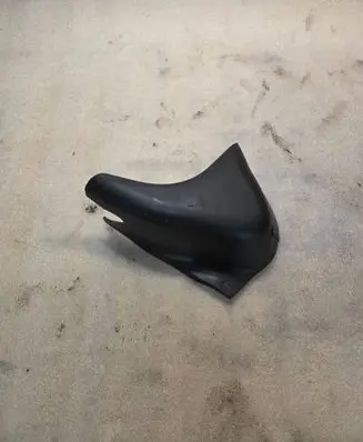 Audi A8 S8 D2 4D Other engine bay part 4D0806583