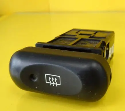 Suzuki Baleno EG Windscreen/window heater switch
