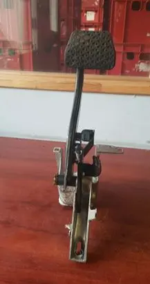 BMW X5 E53 Brake pedal 1165696