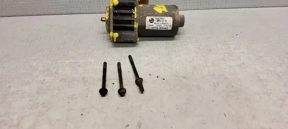 Jeep Grand Cherokee Gearbox-reducer motor M0010063 11306440700