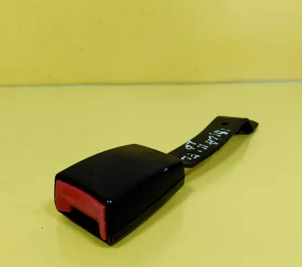Seat Ibiza III (6L) Front seatbelt buckle