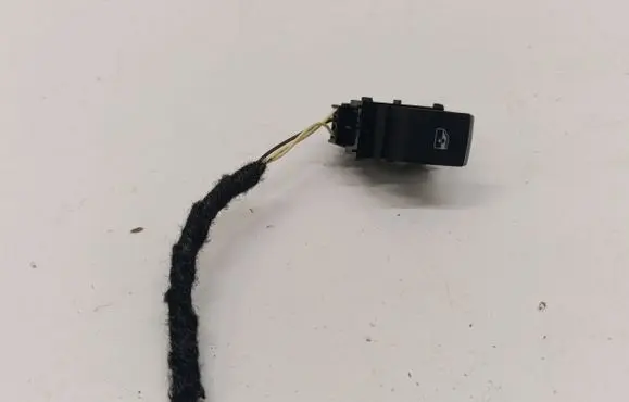 Volkswagen Golf VII Electric window control switch 5G0959855N