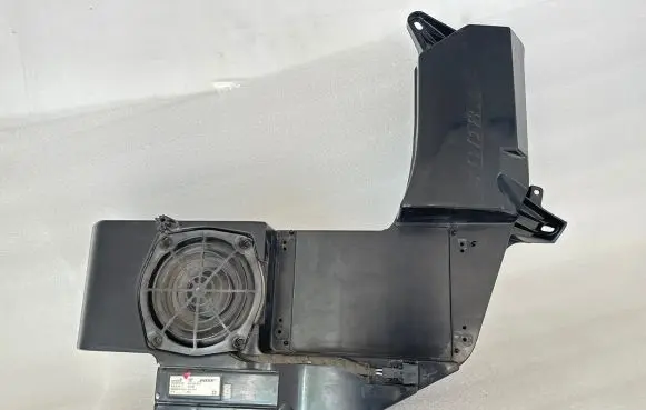 Audi A4 S4 B6 8E 8H Subwoofer speaker 8E9035382C