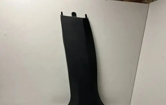 BMW X1 U11 (B) pillar trim (bottom) 9462133