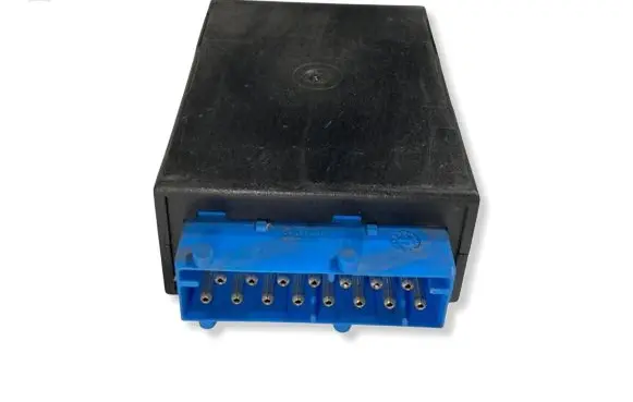 BMW 3 E36 Window wiper relay 8359031 61358359031