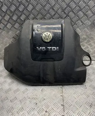 Volkswagen PASSAT B5.5 Engine cover (trim) 059103925L 059103925M