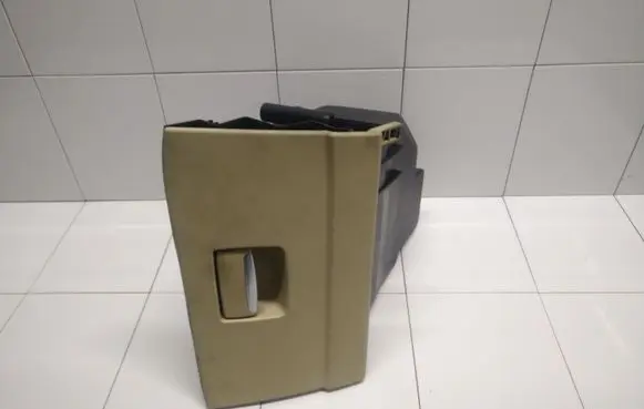 Ford Mondeo MK IV Glove box