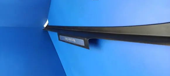 Mercedes-Benz R W251 Front sill trim cover A2516800135