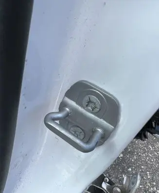 Jeep Grand Cherokee Front door lock loop/hook striker 
