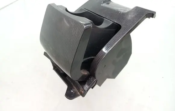 SsangYong Rexton Cup holder 