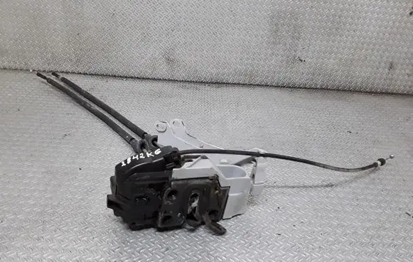 Hyundai Grandeur Rear door lock