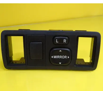 Toyota Avensis T220 Wing mirror switch 183574