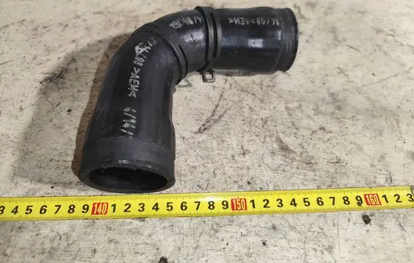 Intercooler hose/pipe