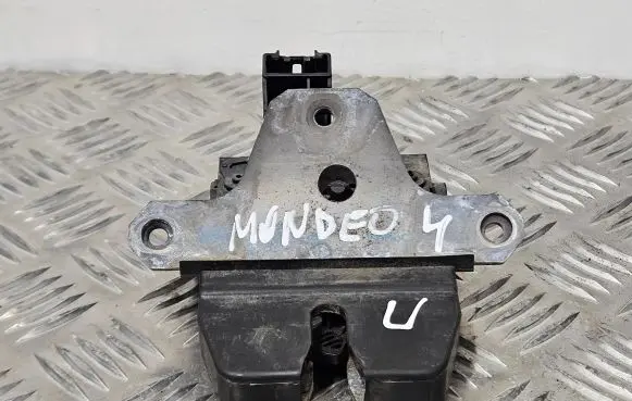 Loading door lock