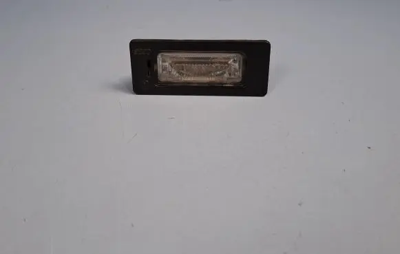 Audi Q5 SQ5 Number plate light 8T0943021