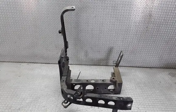 Audi A8 S8 D2 4D Side radiator support slam panel 4D0821138Q