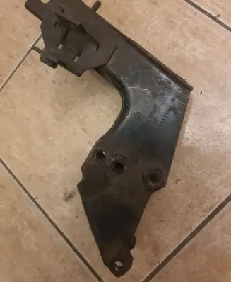 Volkswagen Transporter - Caravelle T4 Engine mounting bracket 7D0399111g