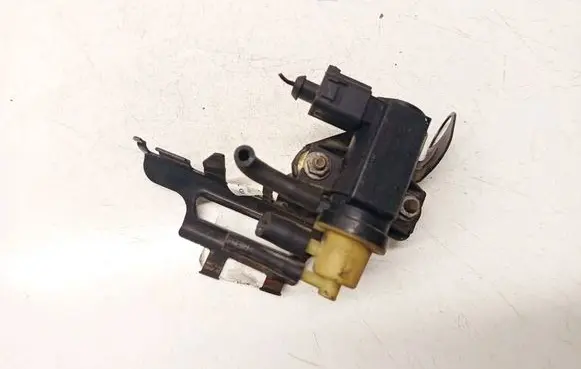 Volkswagen Caddy Turbo solenoid valve 1K0906627
