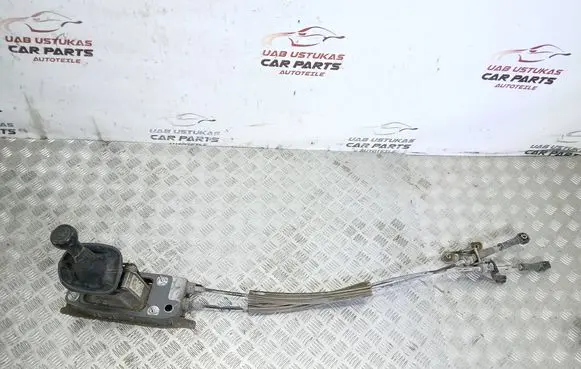 Volkswagen Caddy Gear shifter/selector 1T0711049BB