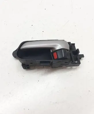 Suzuki Grand Vitara II Front door interior handle