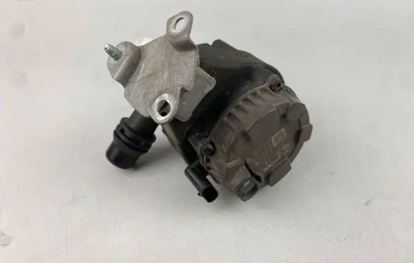 BMW i3 Electric auxiliary coolant/water pump 8600285