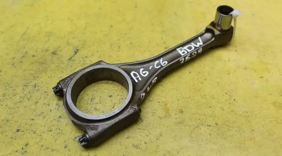 Audi A6 S6 C6 4F Piston with connecting rod