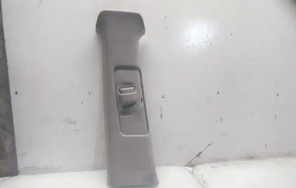 Opel Frontera B (B) pillar trim (top)