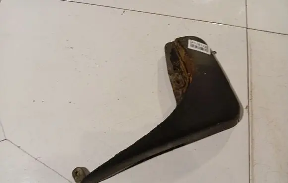Ford Focus Front mudguard 4M5J28371BA