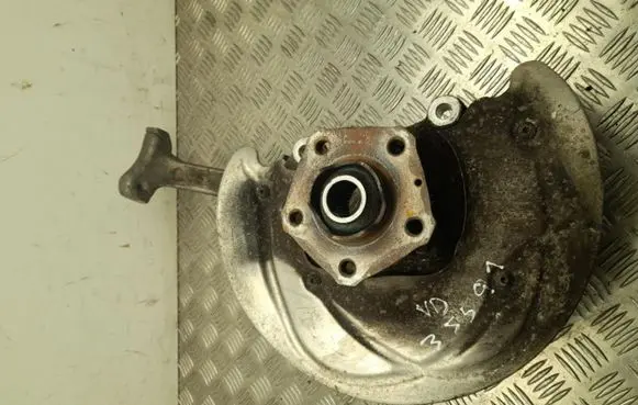 Audi A5 8T 8F Front wheel hub 8W0407559