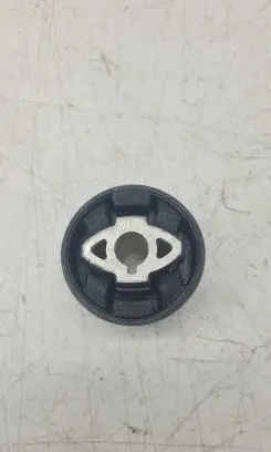 Tesla Model Y Front wishbone bush 110929700C 1109297-00-C 1109297