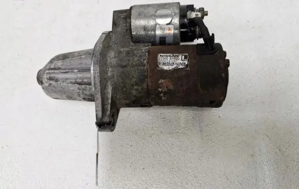 Nissan X-Trail T30 Starter motor 23300-8H500
