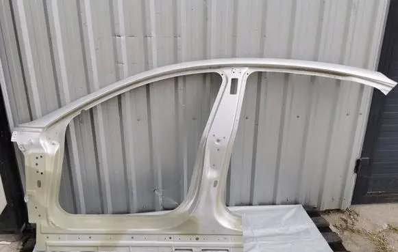 Tesla Model S Side car body part 1024195-S0-B